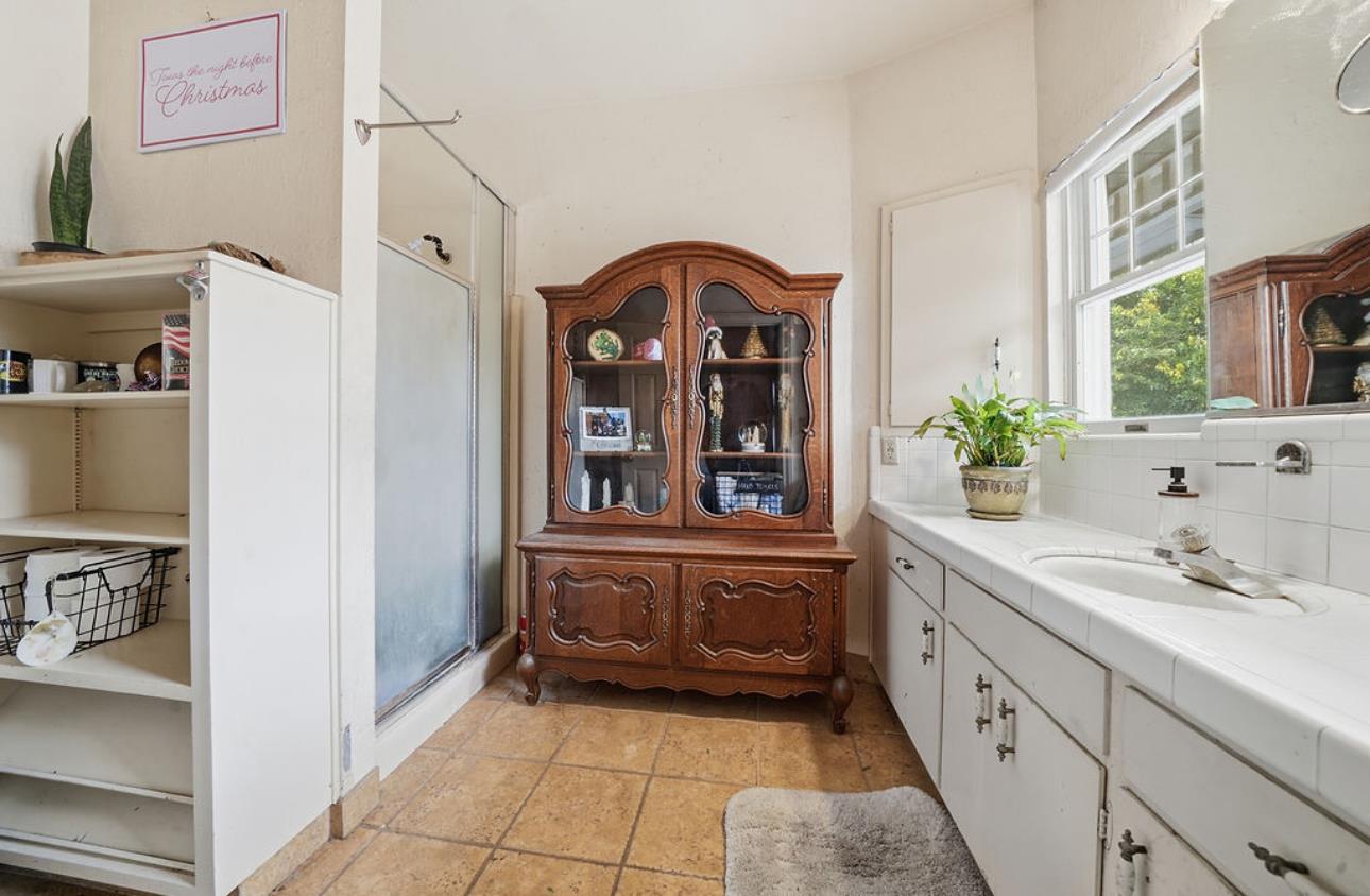 22140 North Clements Clements, CA 95227 - Photo 47 of 88 a spacious bathroom with a bathtub and a sink