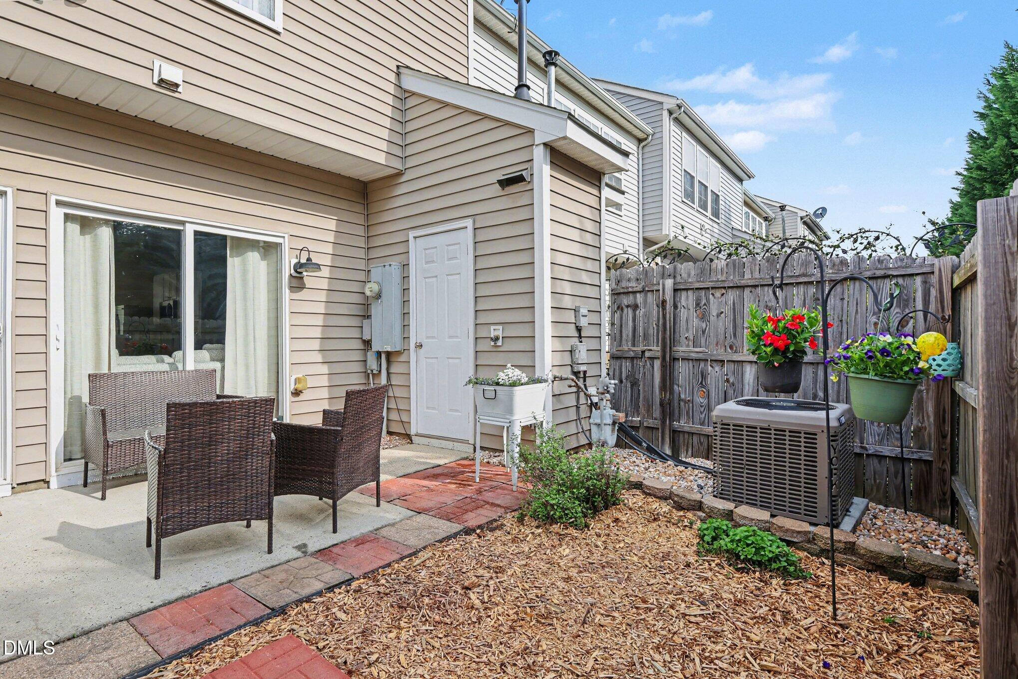 8211 Rhiannon Road Raleigh, NC 27613 - Photo 5 of 25 Backyard