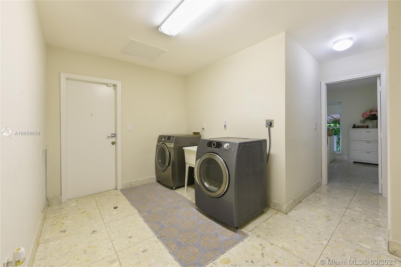473 Ridge Road Miami, FL 33143 - Photo 19 of 30