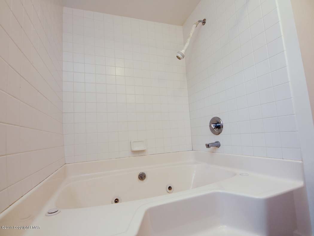74 Turkey Ridge Road East Stroudsburg, PA 18302 - Photo 13 of 20 Whirlpool