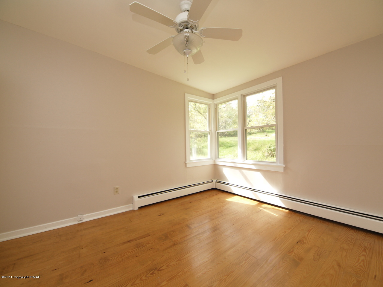 74 Turkey Ridge Road East Stroudsburg, PA 18302 - Photo 10 of 20 Bedroom 1