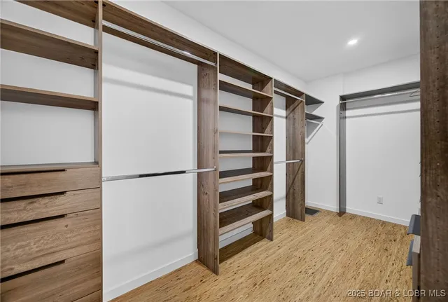 $798,000 | 8 County Road W-12T, Rocky Mount, MO 65072