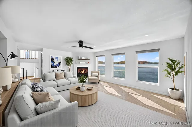 $798,000 | 8 County Road W-12T, Rocky Mount, MO 65072