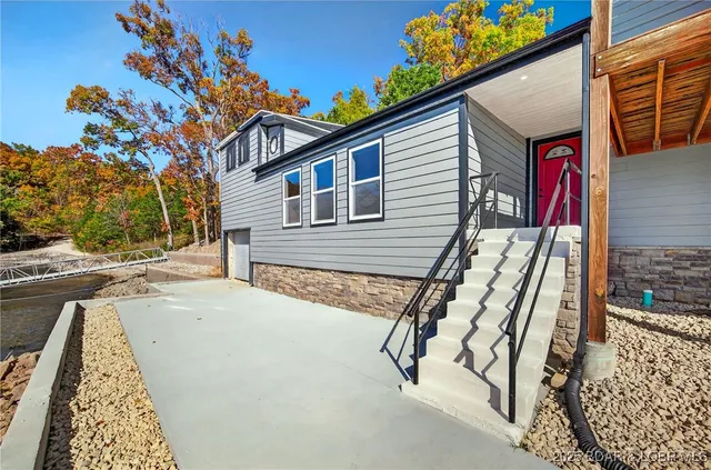 $798,000 | 8 County Road W-12T, Rocky Mount, MO 65072