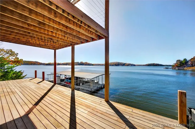 $798,000 | 8 County Road W-12T, Rocky Mount, MO 65072