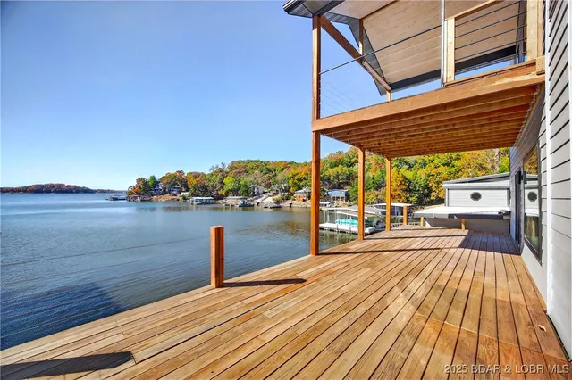 $798,000 | 8 County Road W-12T, Rocky Mount, MO 65072