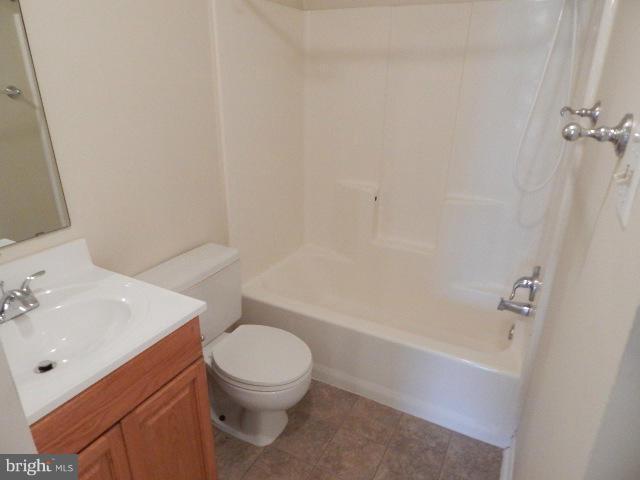 43 Shady Spring Place Gaithersburg, MD 20877 - Photo 10 of 11 Bath