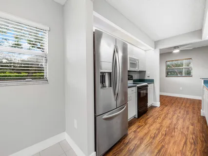 $315,000 | 550 Southwest 137th Avenue, Unit L114, Pembroke Pines, FL 33027