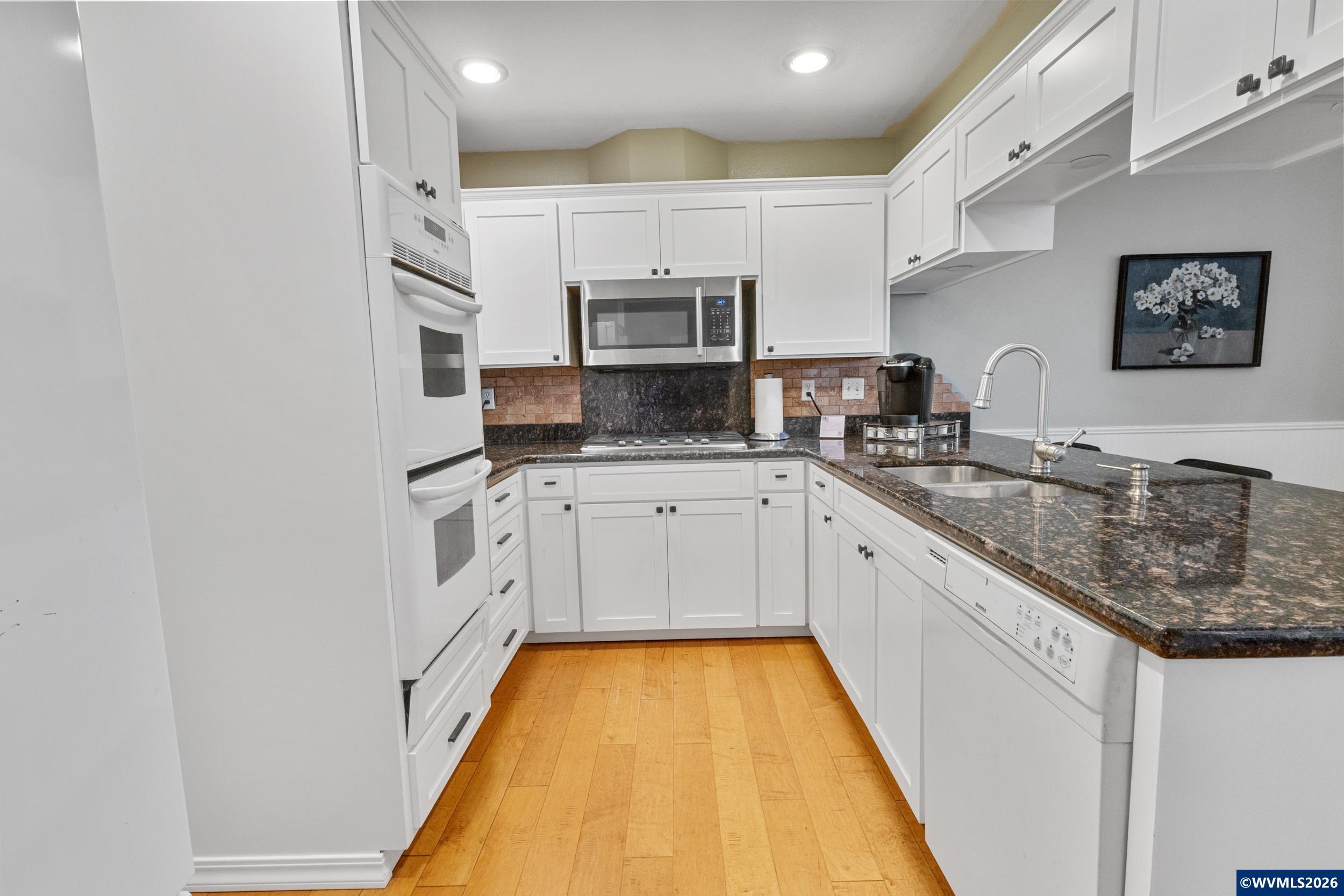3080 Northwest Kingston Way Albany, OR 97321 - Photo 12 of 30