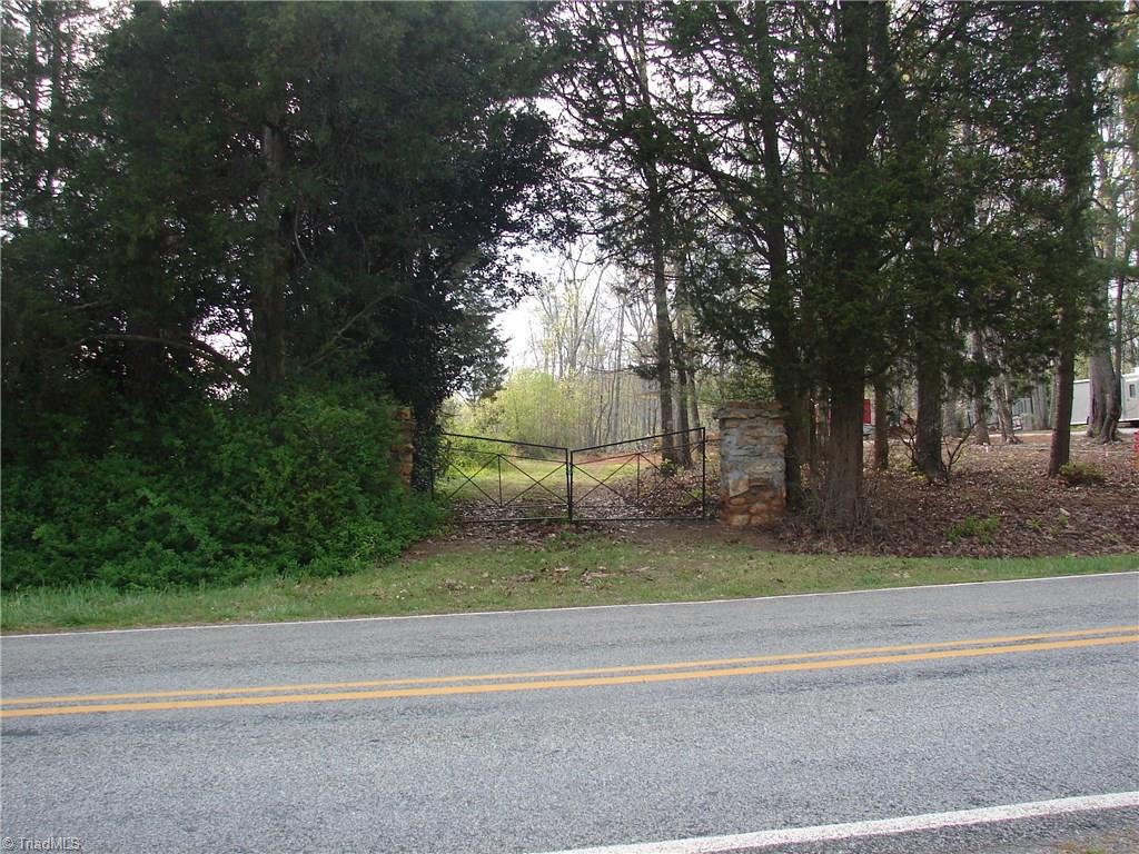 3225 Apperson Road East Bend, NC 27018 - Photo 19 of 23 Upper driveway