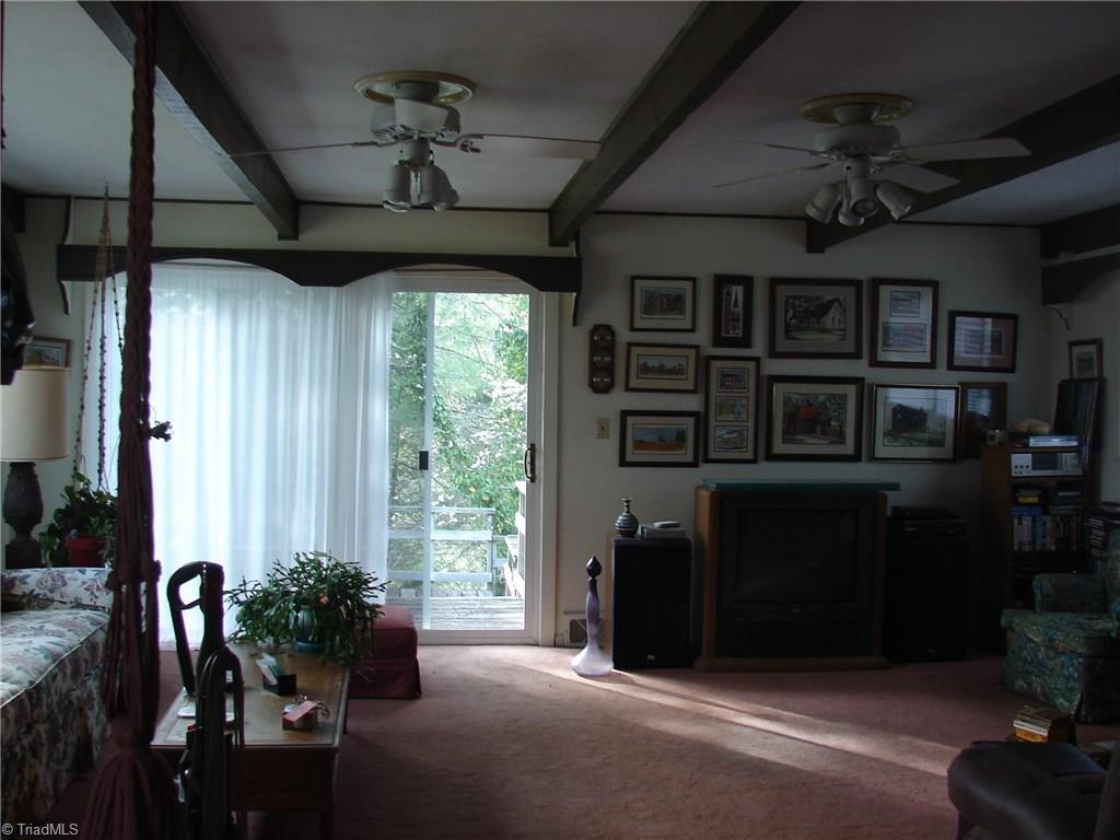 3225 Apperson Road East Bend, NC 27018 - Photo 23 of 23 Great room with sliding door to decks