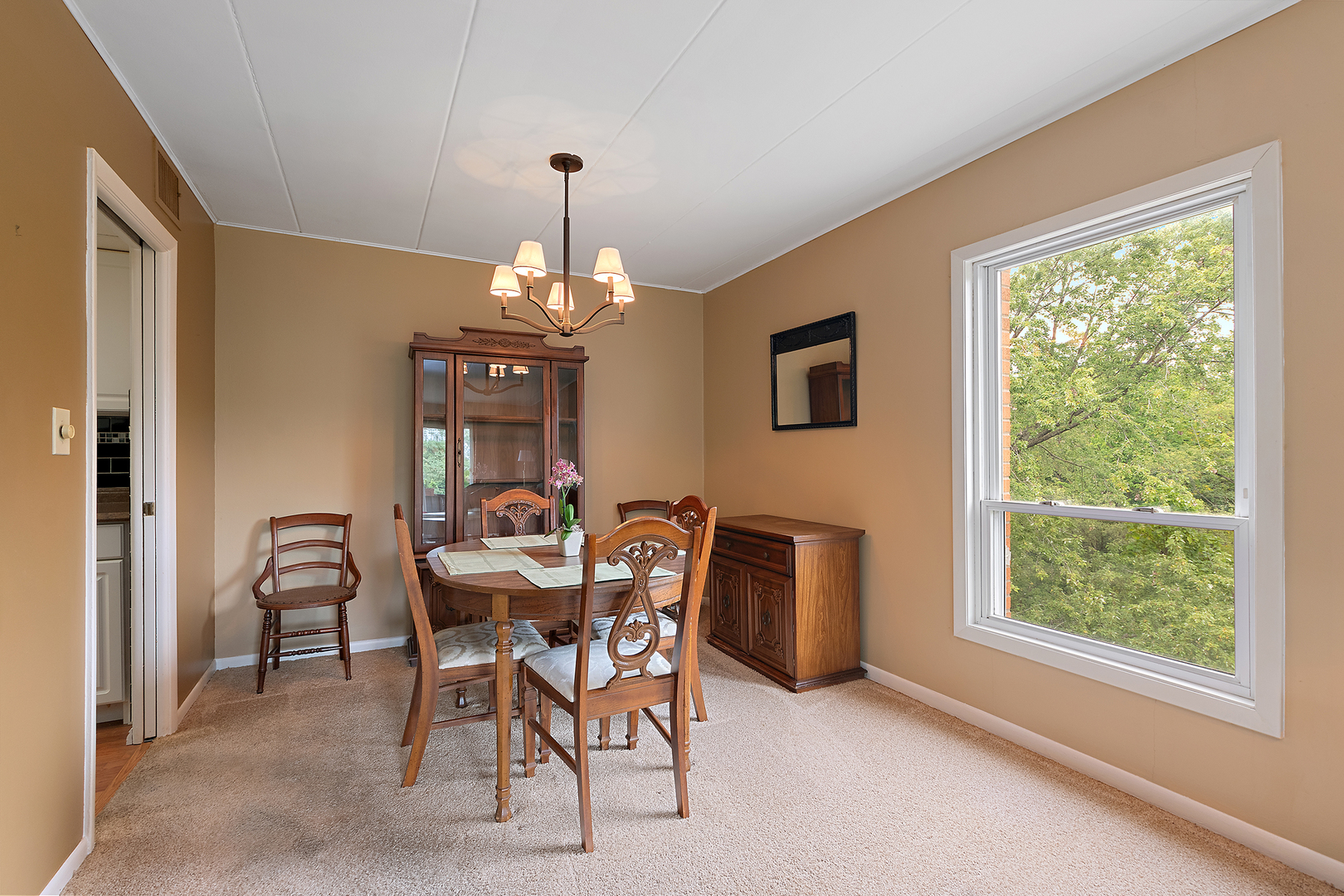 940 Holbrook Road, Unit 35C Homewood, IL 60430 - Photo 6 of 20 Gallery Image 6