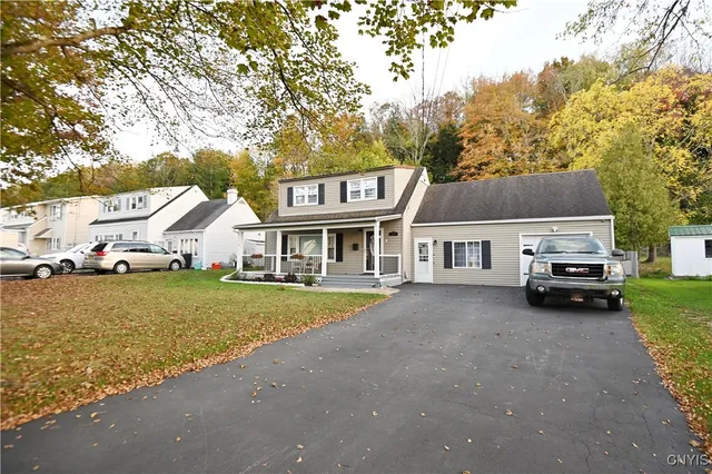$274,900 | 1406 Hillside Road, Utica, NY 13501