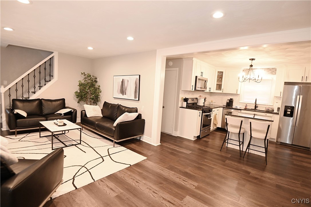 1406 Hillside Road Utica, NY 13501 - Photo 12 of 32