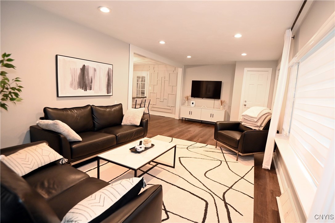 1406 Hillside Road Utica, NY 13501 - Photo 14 of 32