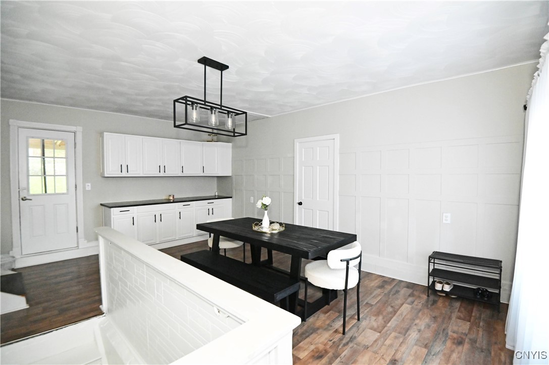 1406 Hillside Road Utica, NY 13501 - Photo 6 of 32