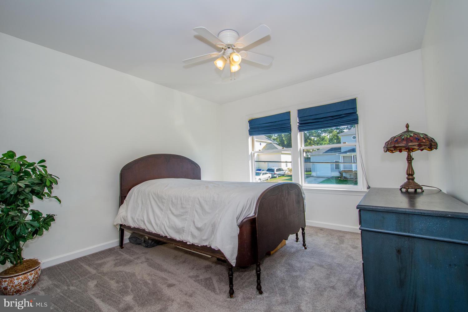 9404 North Laurel Road Laurel, MD 20723 - Photo 20 of 27 Bedroom