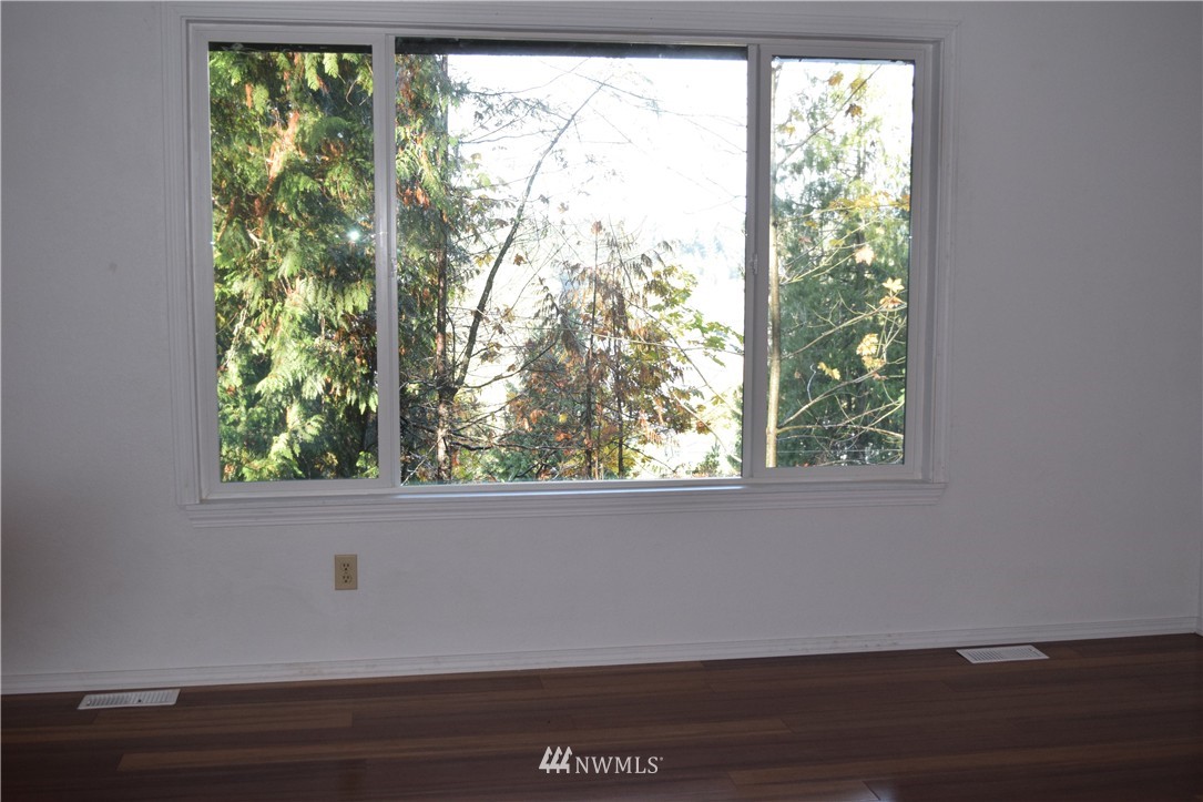 411 West Insels Road Shelton, WA 98584 - Photo 10 of 21 Gallery Image 10