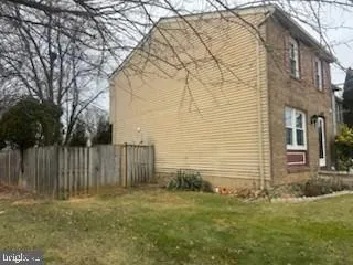 $2,500 | 3433 Belfry Lane, Woodbridge, VA 22192