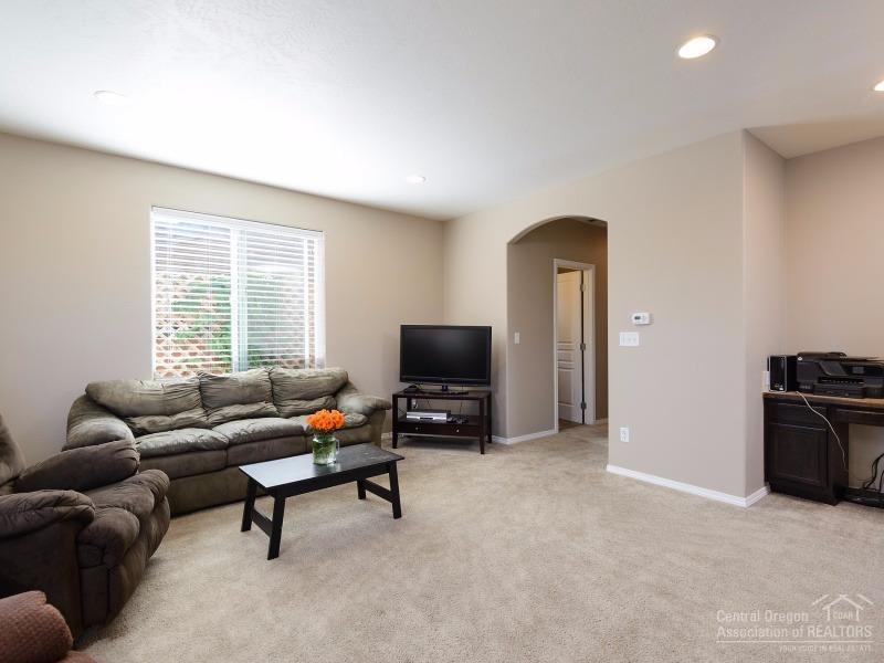 21206 Keyte Road Bend, OR 97701 - Photo 10 of 23 Additional Photo