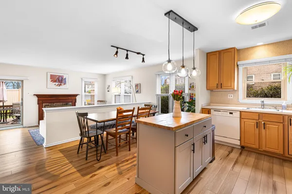 $429,000 | 15 Fox Lair Village, Media, PA 19063