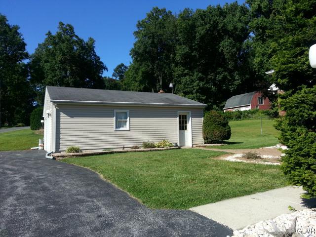 6175 Ridge Road Zionsville, PA 18092 - Photo 6 of 16 Gallery Image 6