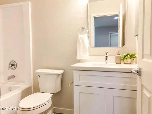 $275,000 | 15438 South Overfield Road, Arizona City, AZ 85123