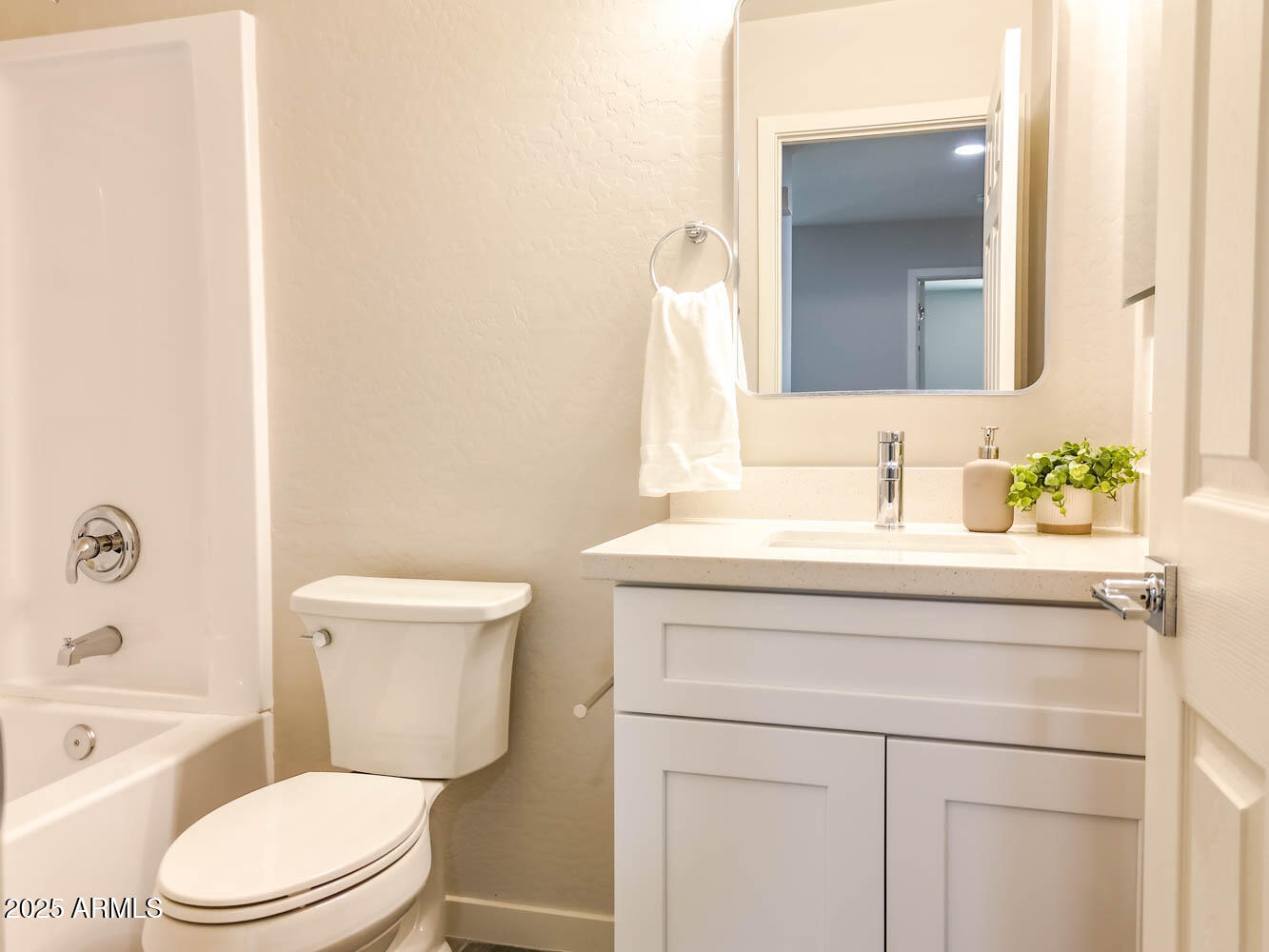 15438 South Overfield Road Arizona City, AZ 85123 - Photo 23 of 41 15438 Overfield-44