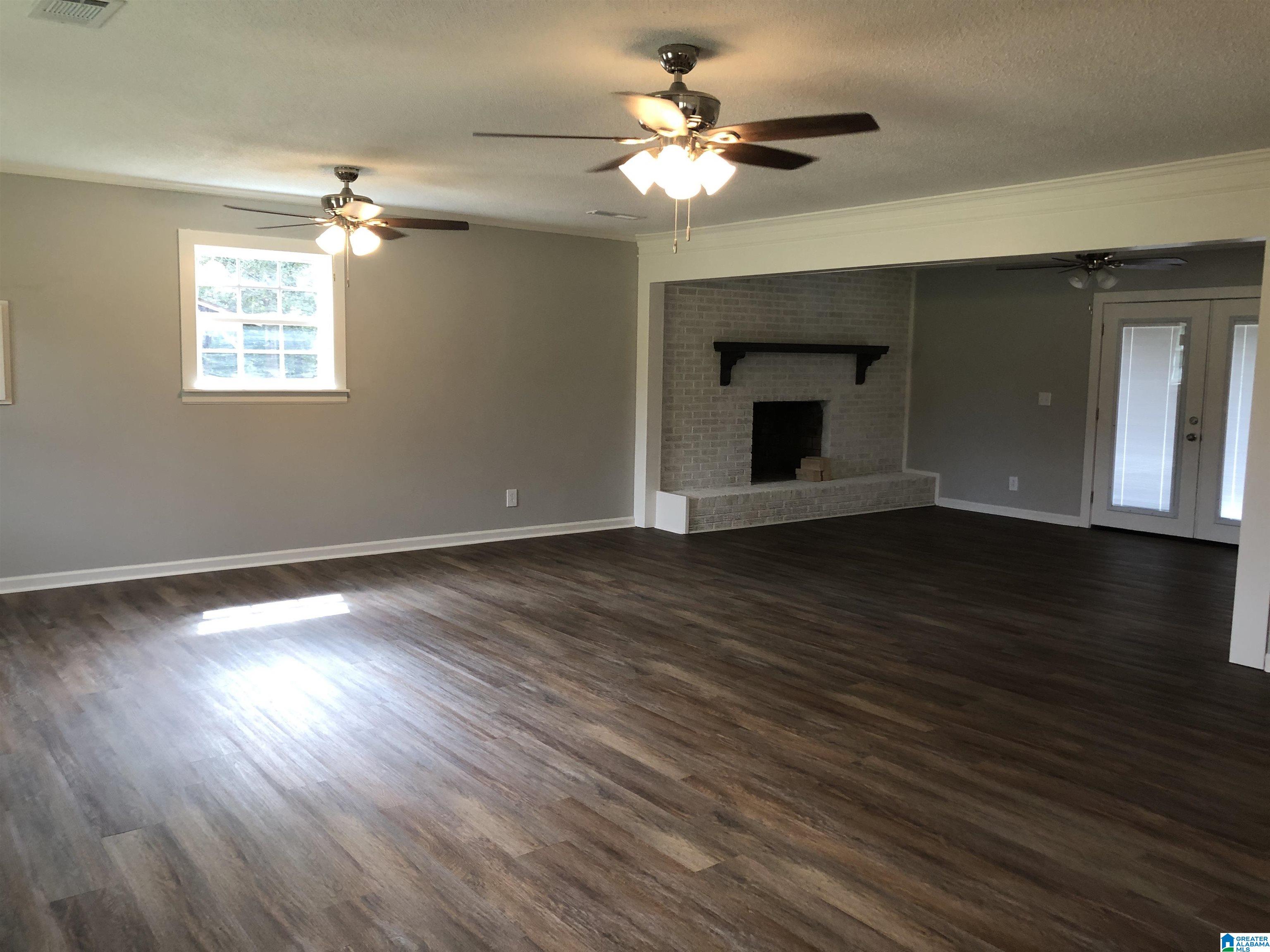 200 Friendship Road Clanton, AL 35045 - Photo 4 of 30