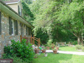 1618 Mission Road Quakertown, PA 18951 - Photo 2 of 5 Gallery Image 2
