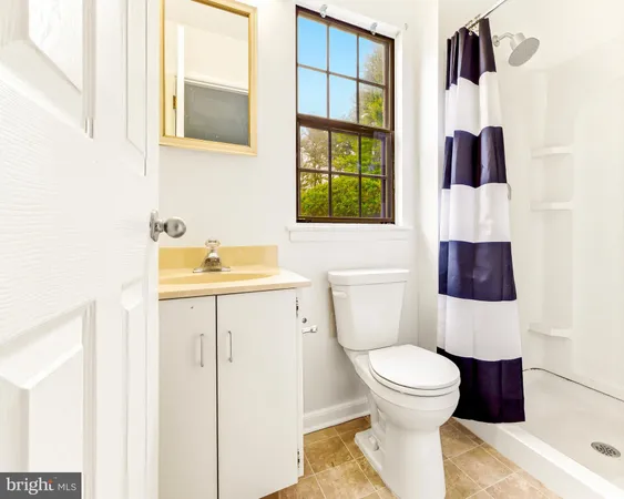 $215,000 | 445 Durham Court, West Deptford, NJ 08051