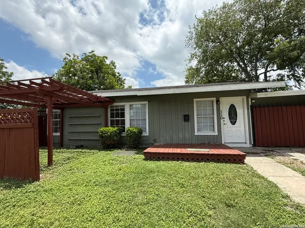 $1,500 | 110 Greenhill Pass, San Antonio, TX 78213