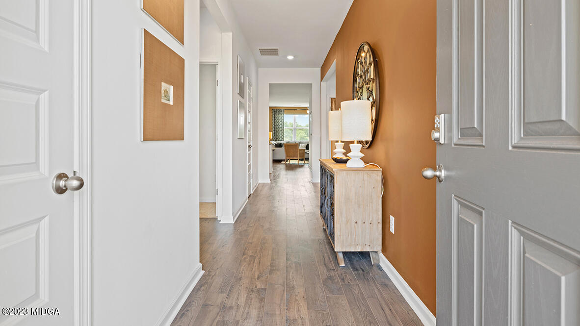 142 Farmers Way, Unit 220 Perry, GA 31069 - Photo 12 of 32 Cali enterance 121222