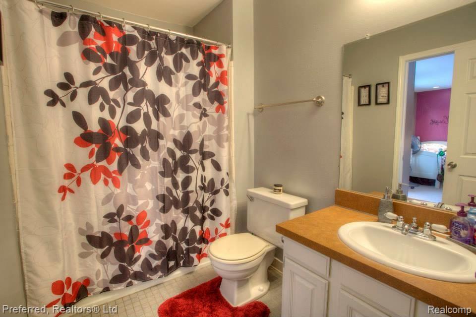 659 Worthington Road Canton, MI 48188 - Photo 31 of 32 10006404_744069928944540_805884626_n.jpg
