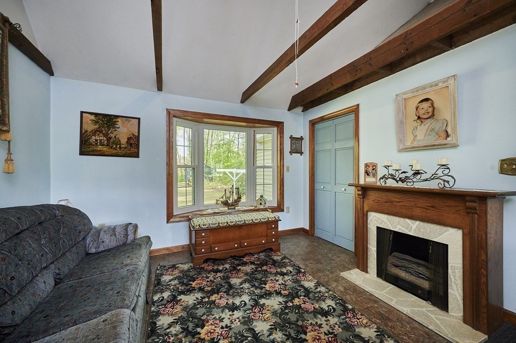 78 Long Plain Road Whately, MA 01373 - Photo 5 of 34 Gallery Image 5