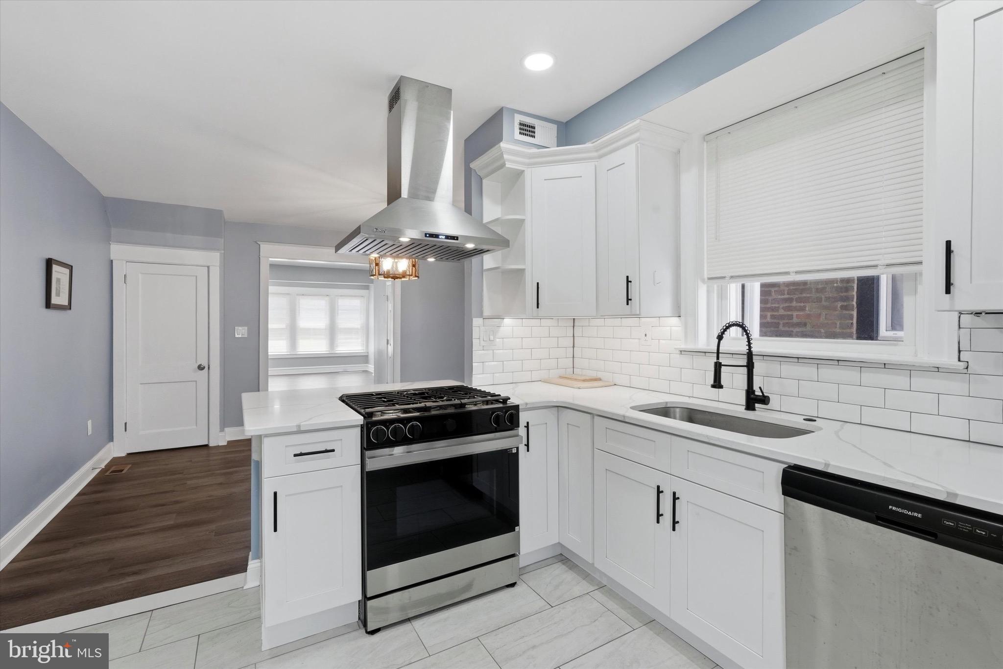443 Fern Street Philadelphia, PA 19120 - Photo 5 of 14
