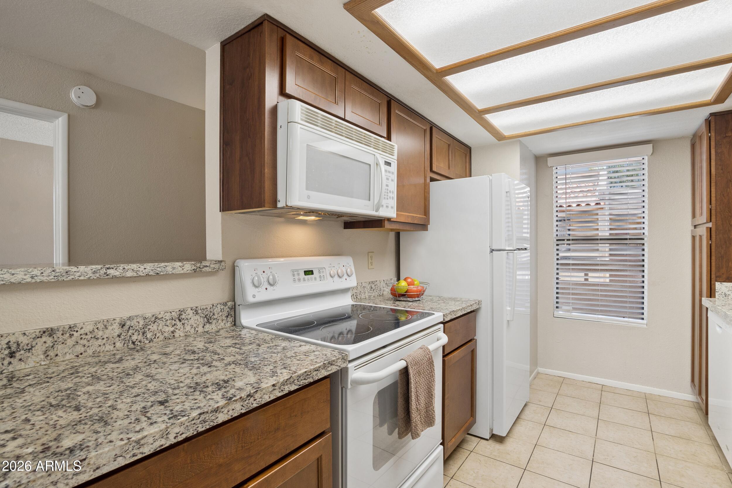 1125 East Broadway Road, Unit 217 Tempe, AZ 85282 - Photo 7 of 26 Kitchen