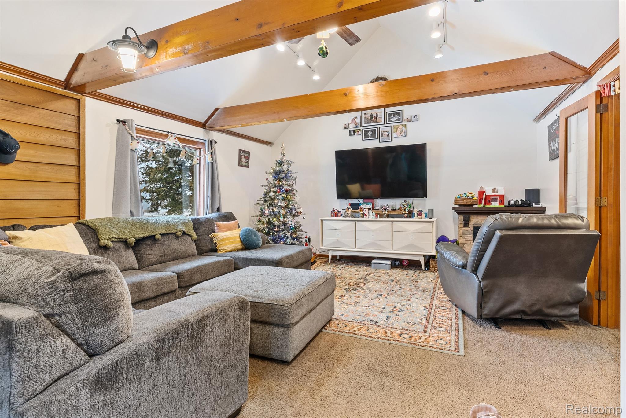 9414 Fulmer Road Millington, MI 48746 - Photo 2 of 39 Gallery Image 2