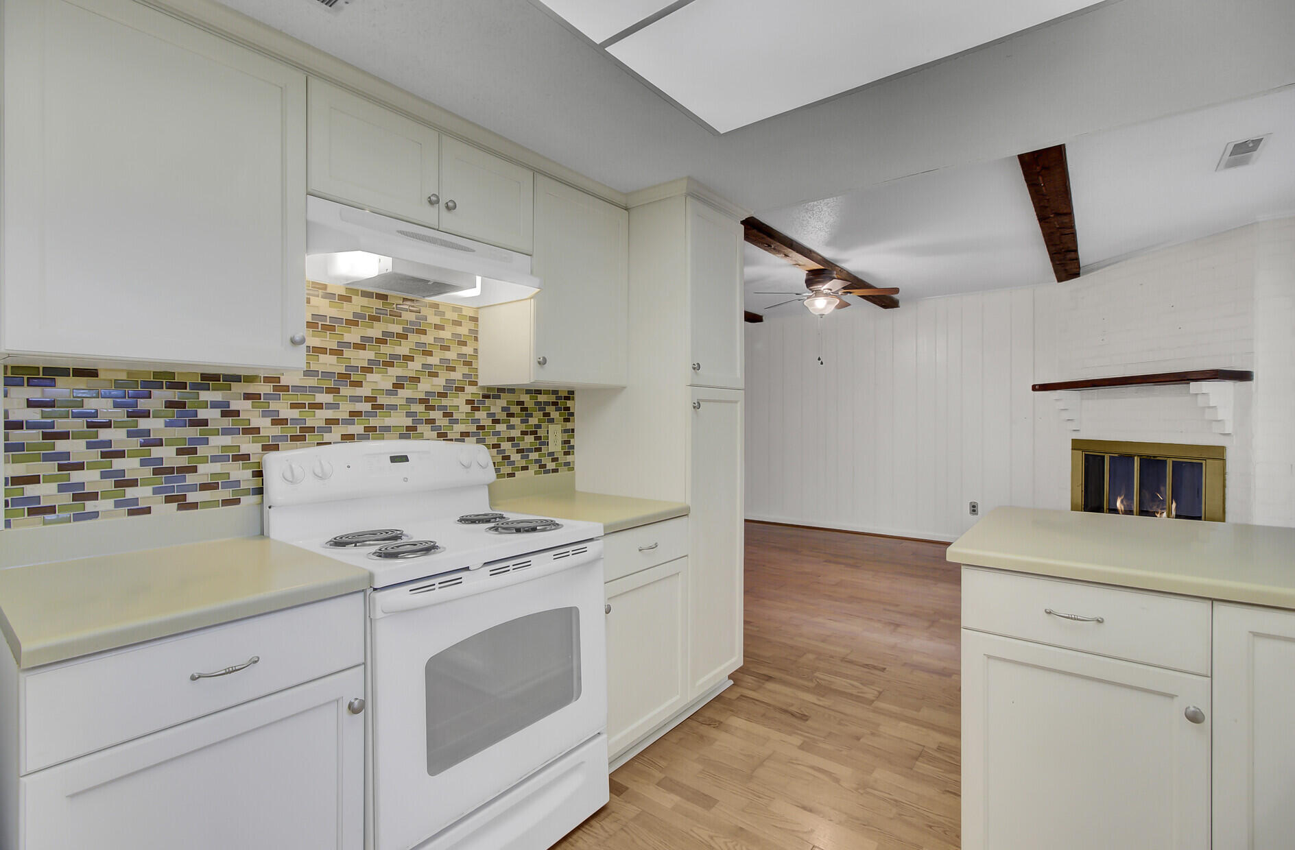 111 Sweetbriar Road Summerville, SC 29485 - Photo 13 of 31 12_12_mls