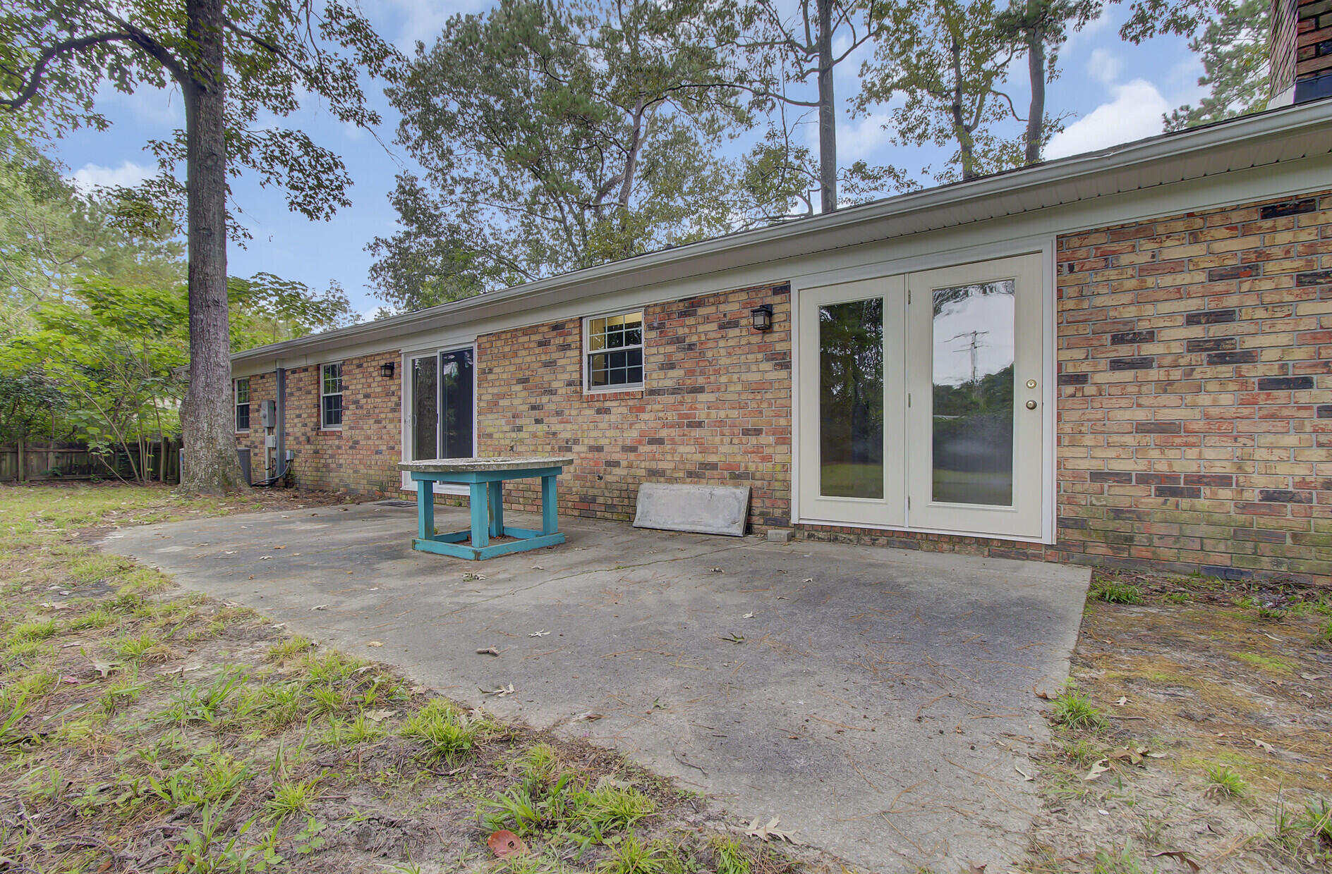 111 Sweetbriar Road Summerville, SC 29485 - Photo 27 of 31 30_30_mls