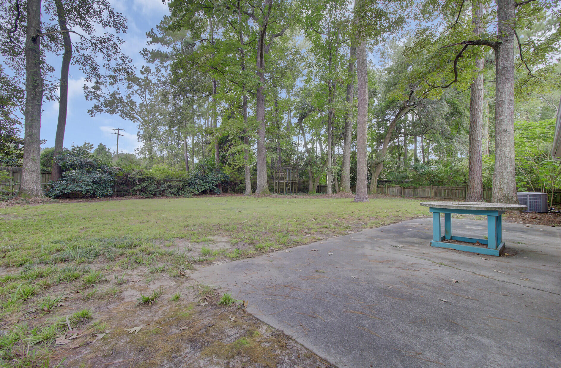 111 Sweetbriar Road Summerville, SC 29485 - Photo 28 of 31 31_31_mls