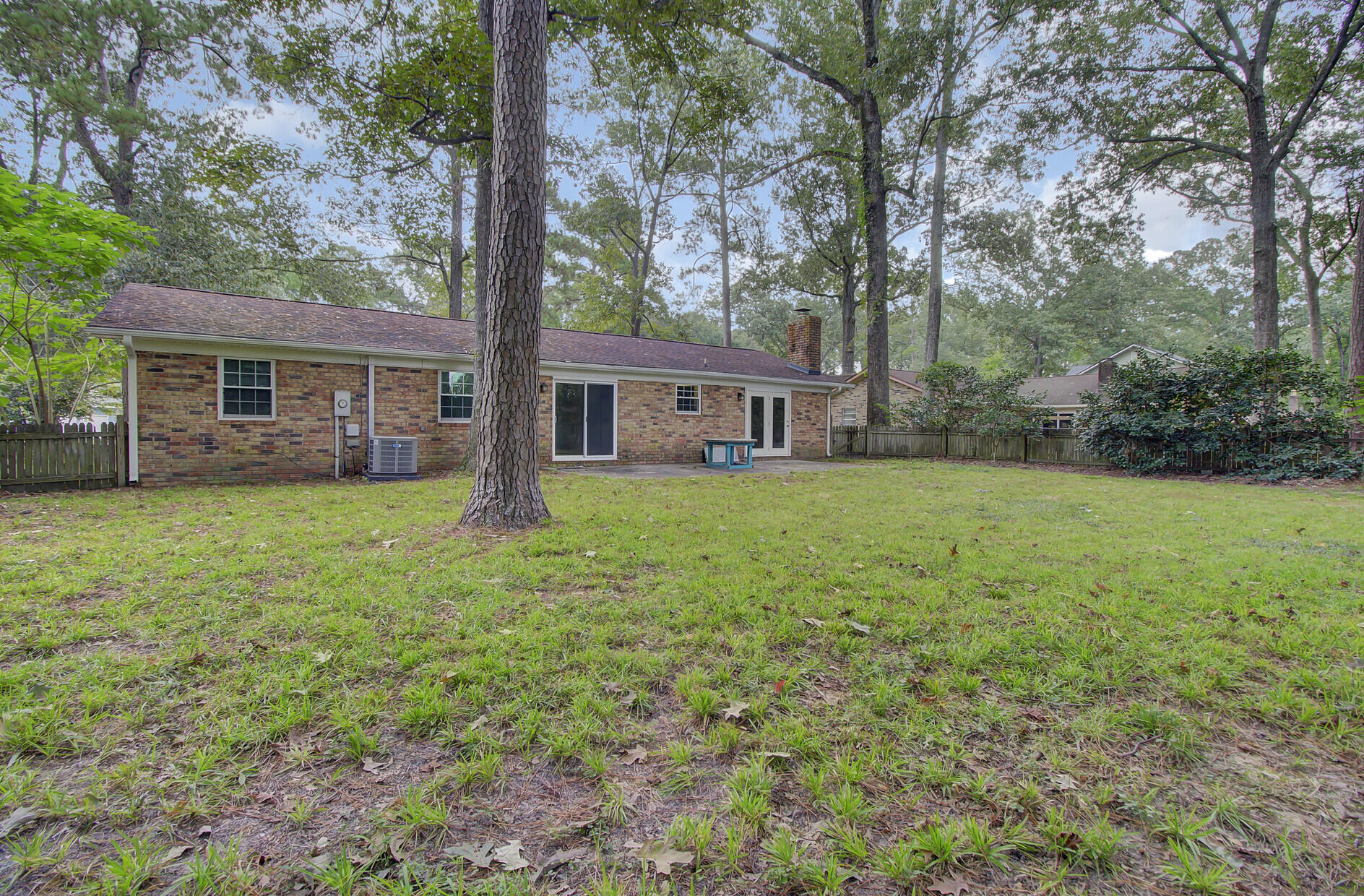 111 Sweetbriar Road Summerville, SC 29485 - Photo 30 of 31 34_34_mls