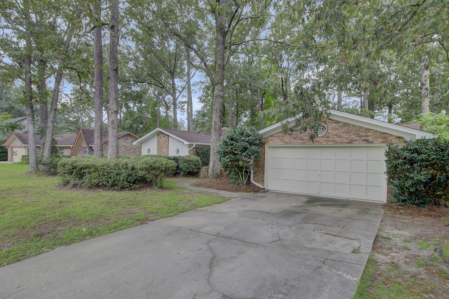 111 Sweetbriar Road Summerville, SC 29485 - Photo 7 of 31 03_3_mls