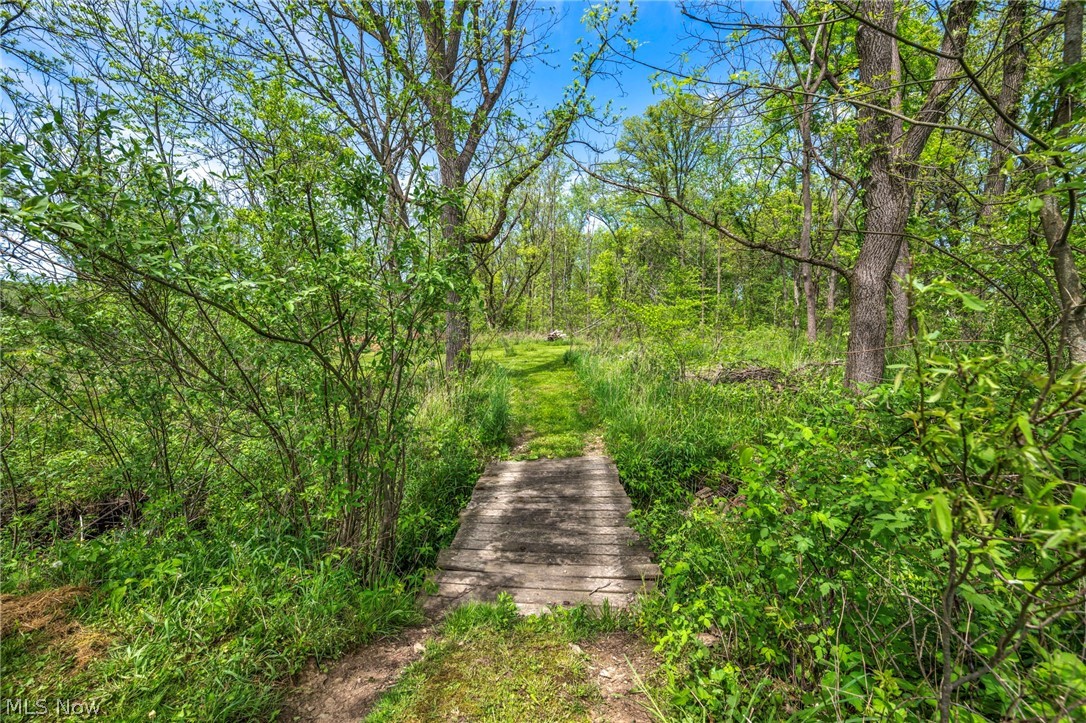 7983 Wadsworth Road Medina, OH 44256 - Photo 41 of 42 Gallery Image 41