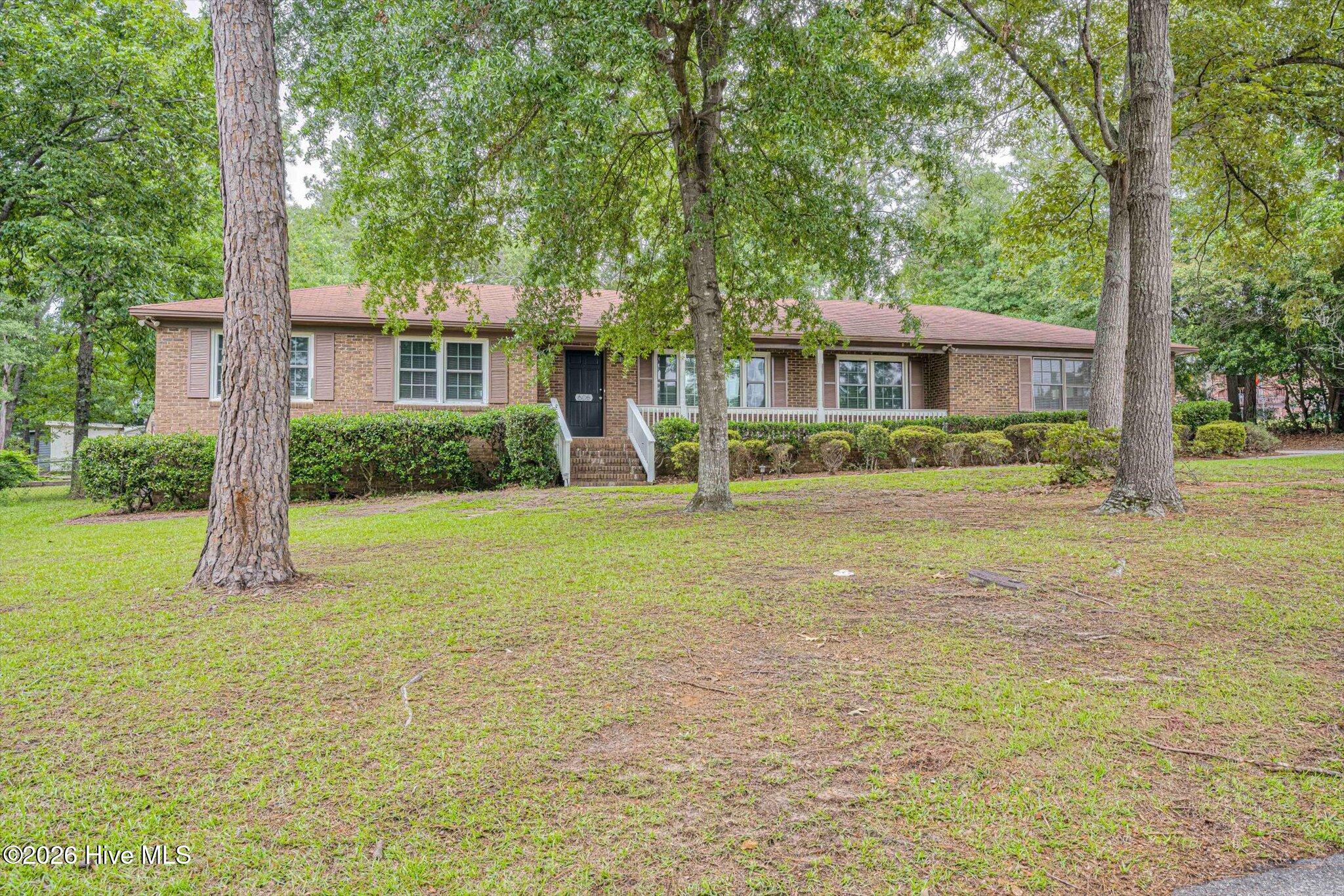 606 Cardinal Drive Aiken, SC 29803 - Photo 3 of 40 40-040-