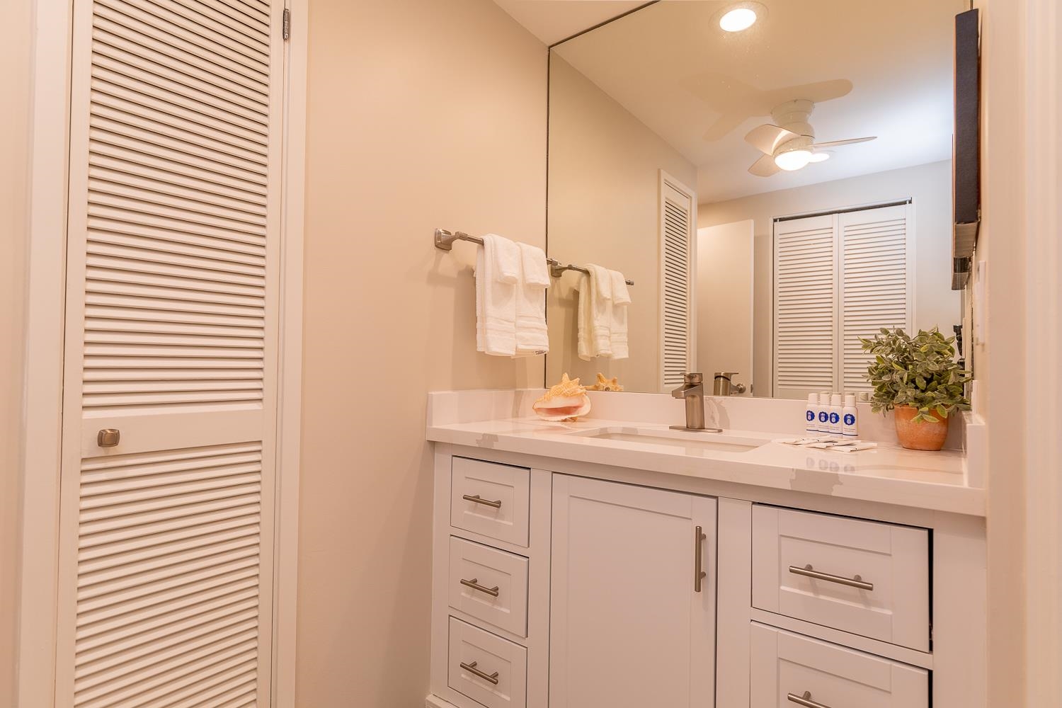 3875 Lower Honoapiilani Road, Unit A207 Lahaina, HI 96761 - Photo 12 of 16