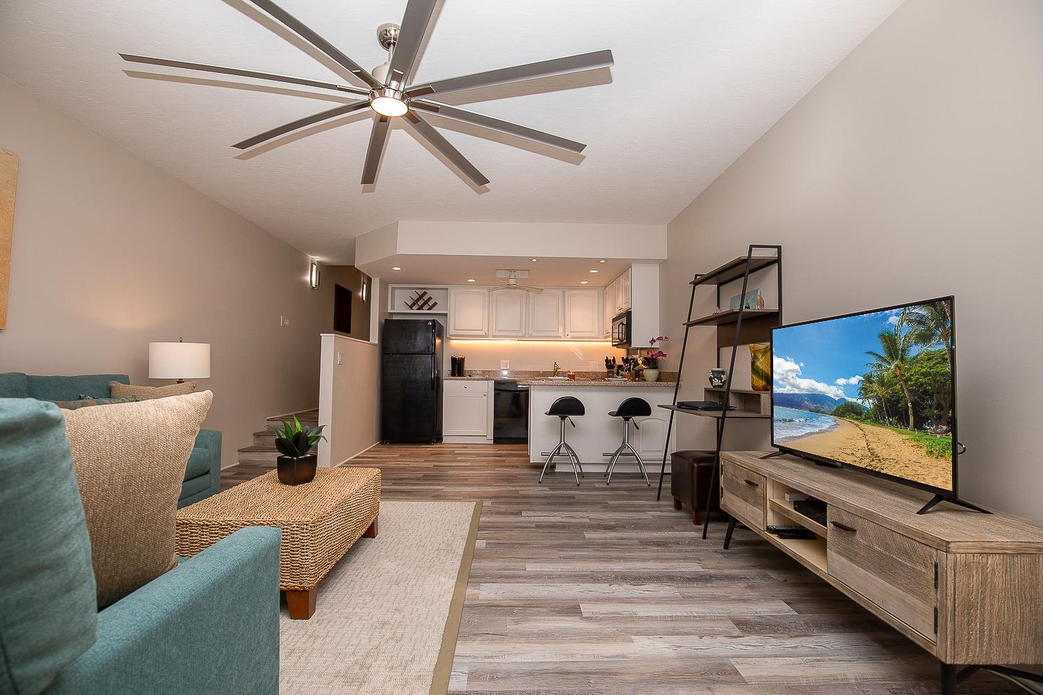 3875 Lower Honoapiilani Road, Unit A207 Lahaina, HI 96761 - Photo 4 of 16