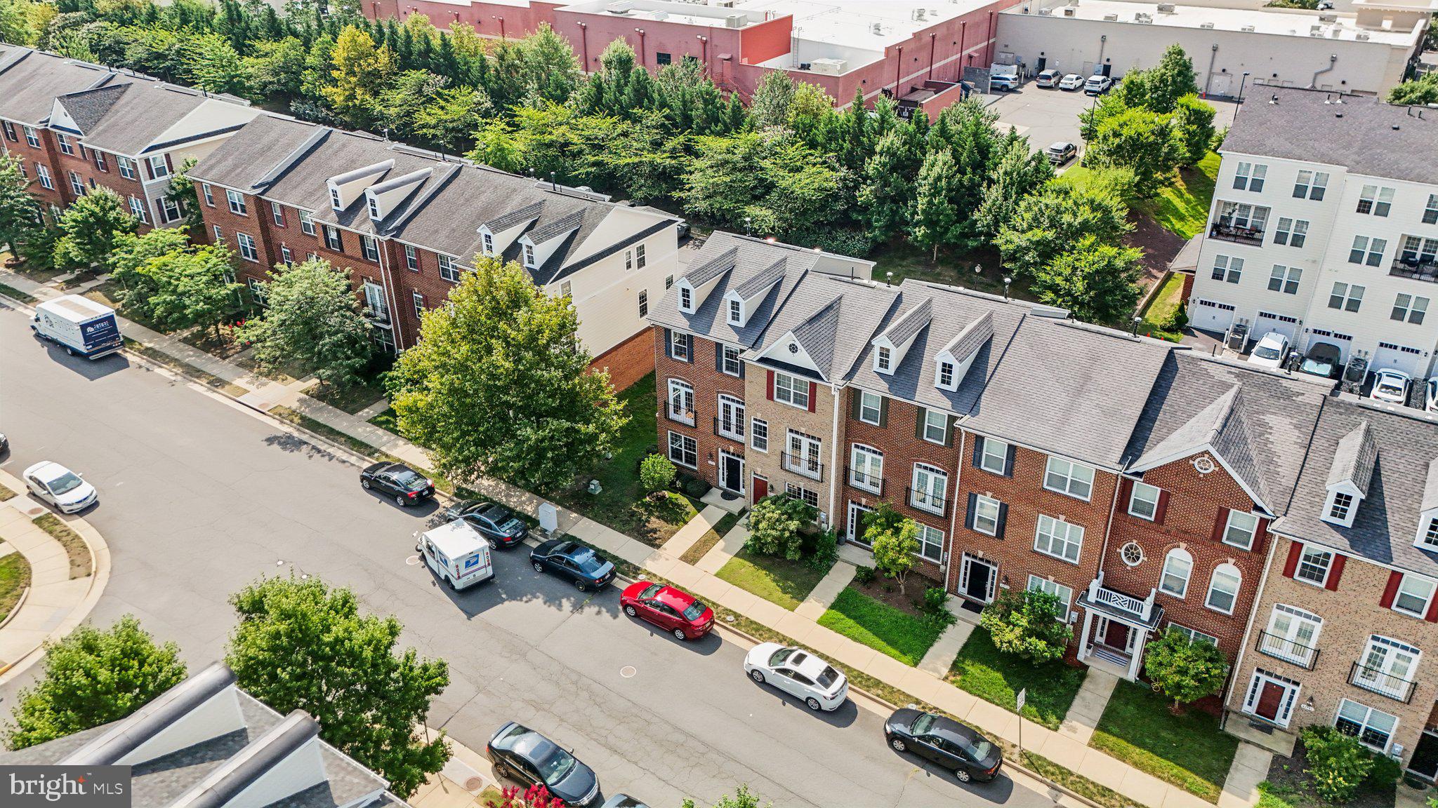 42761 Hay Road Ashburn, VA 20147 - Photo 41 of 46 an aerial view of a city