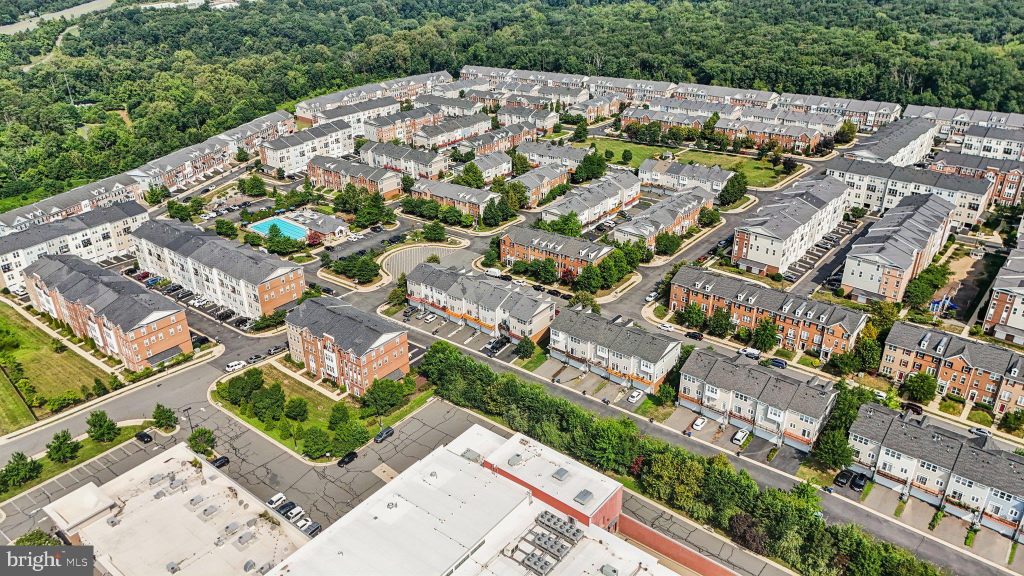 42761 Hay Road Ashburn, VA 20147 - Photo 43 of 46 an aerial view of a house with a garden