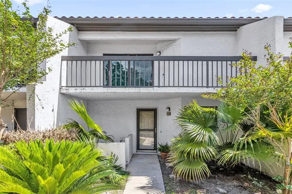 $395,000 | 340 Killarney Bay Court, Unit 44, Winter Park, FL 32789